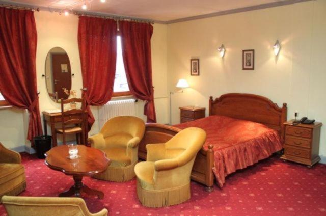 Aux Armes De France Hotel อัมเมอร์ชวีร์ ห้อง รูปภาพ